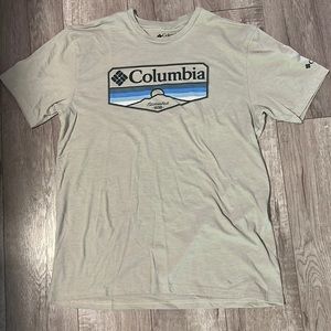 MENS Large Columbia Tan Shirt